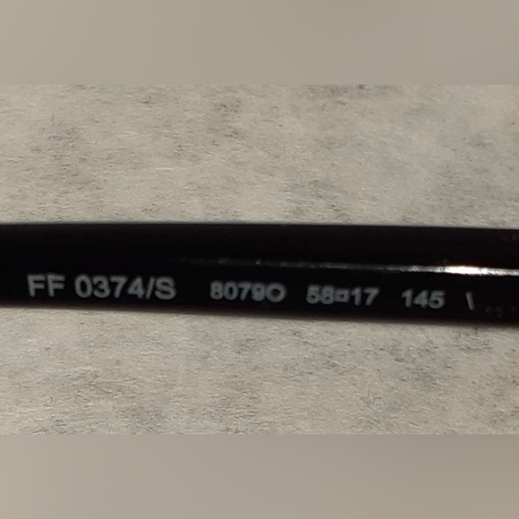 Fendi Black Oversized Sunglasses - Picture 7 of 9